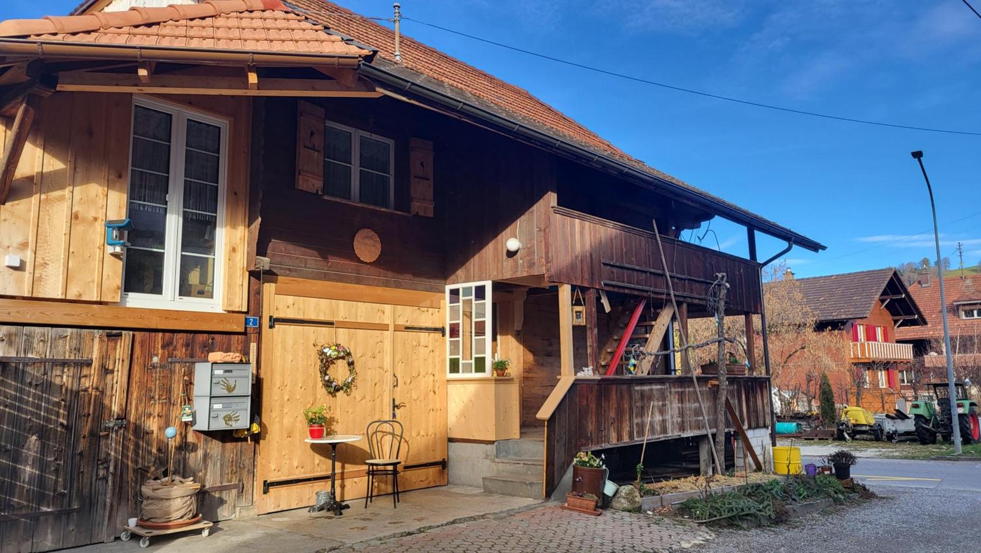 Auszeit Bed & Breakfast Wattenwil Eksteriør bilde